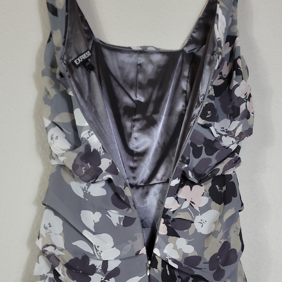 Y2K Express Dark Floral Mini Dress Size 2 Gray Ruched Whimsigoth Romantic 90s - Picture 11 of 15
